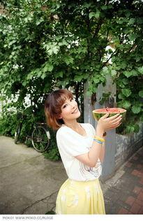 吃瓜 女生的天性,揭秘女性天性中的好奇心与八卦情结