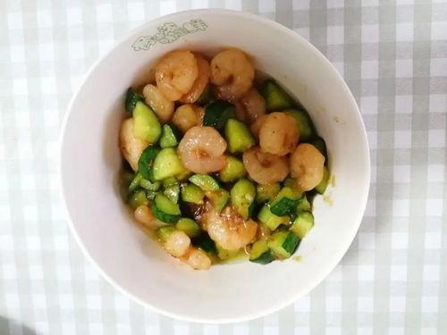 糖糖糖吃瓜,糖糖糖的甜蜜瓜趣之旅